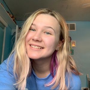 Meet your Posher, Veronica